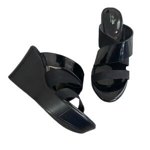 Charles David Black Platform Wedge Shoes with Elastic Straps